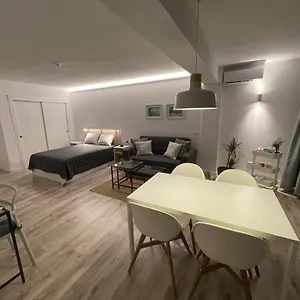 https://apartamento-c-y-l.hotelsinnerja.org